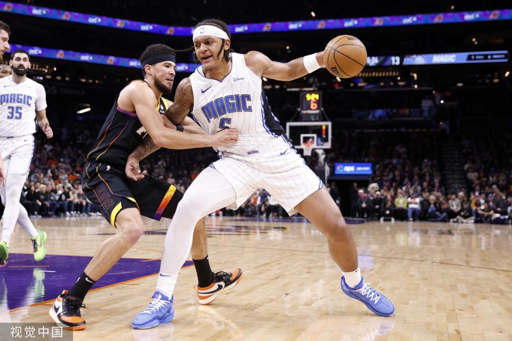 刻送出了一 刻送出了一