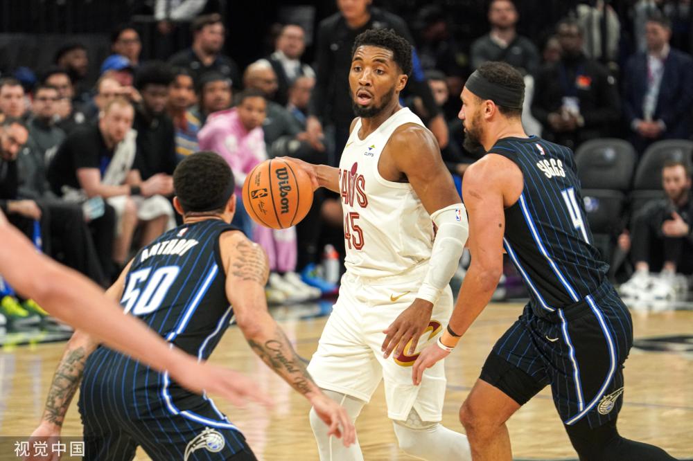 脱颖而出奠 脱颖而出奠